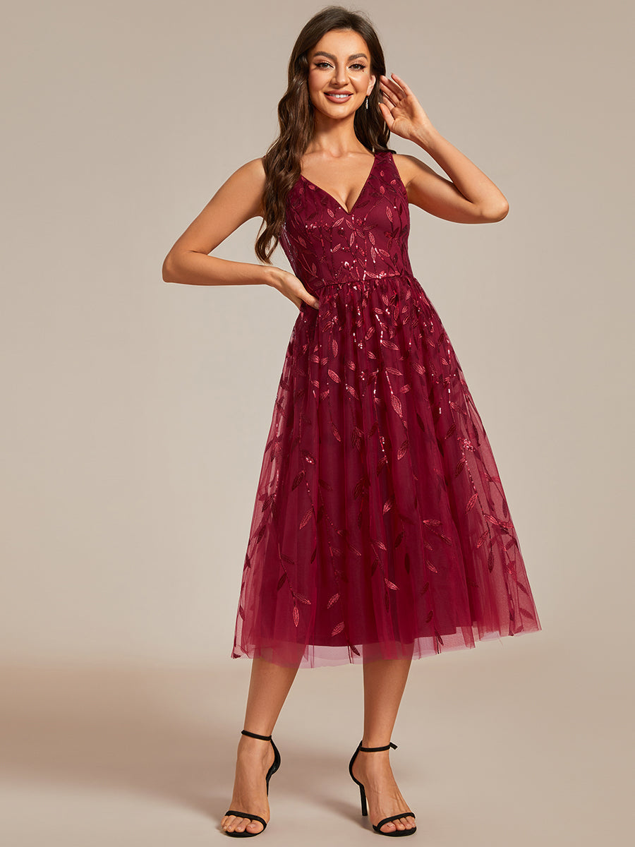 V-Neck Sequin Midi Wedding Guest Dress With Sleeveless - CALABRO®