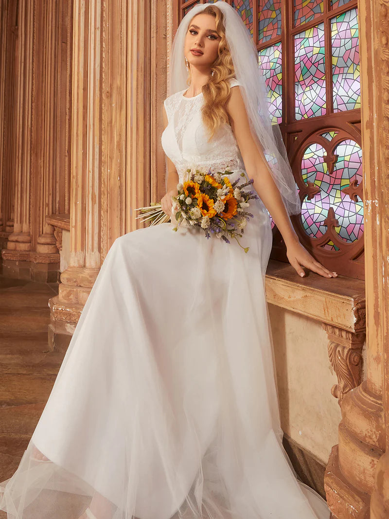 Elegant Hollow Lace Round Neck Wedding Dresses - CALABRO®